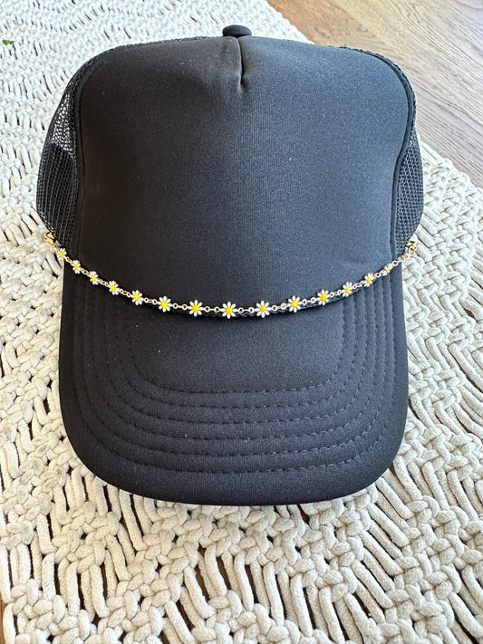 Daisy Trucker Hat Chain